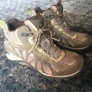 Merrell Siren Ventilator Mid Gore Tex Hiking Boot